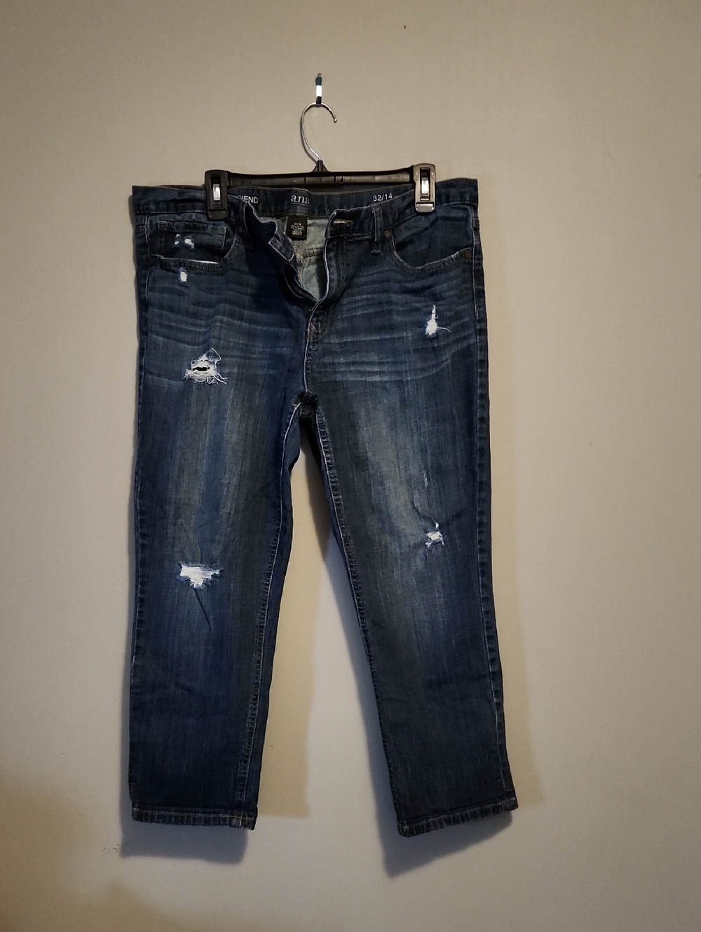 a.n.a Women's Boyfriend Jeans - Dark Blue Distressed Capris